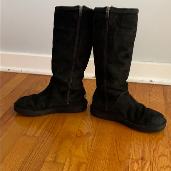 Authentic UGG Australia Greenfield Boots 7 - Picture 6 of 9